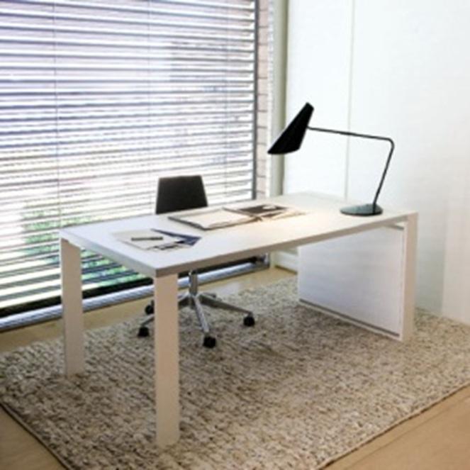 CONO Black Table Lamp BA-9 120V 60W