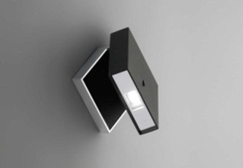 APHA wall light 120V. LED